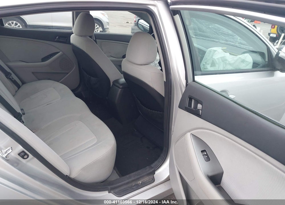 2011 KIA OPTIMA LX VIN: KNAGM4A70B5177284