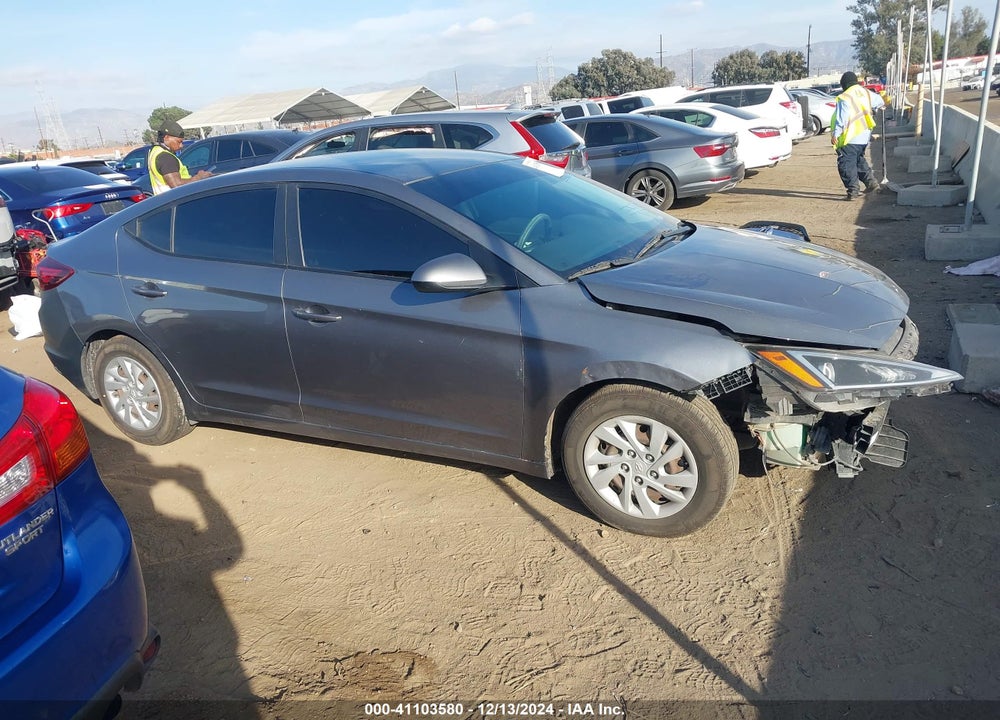 2019 HYUNDAI ELANTRA SE VIN: 5NPD74LF1KH425446