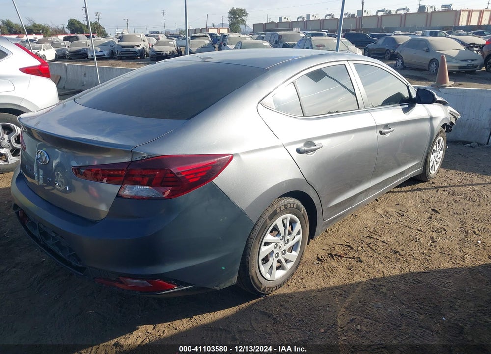 2019 HYUNDAI ELANTRA SE VIN: 5NPD74LF1KH425446