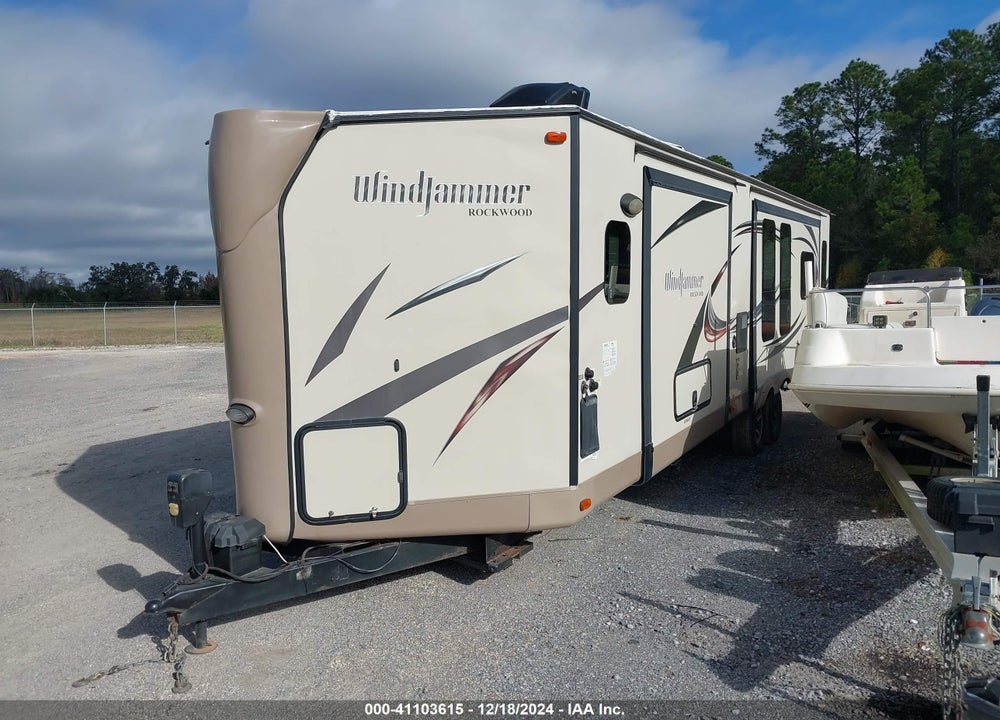 2015 FOREST RIVER ROCKWOOD WINDJAMMER VIN: 4X4TRLF28F1865406