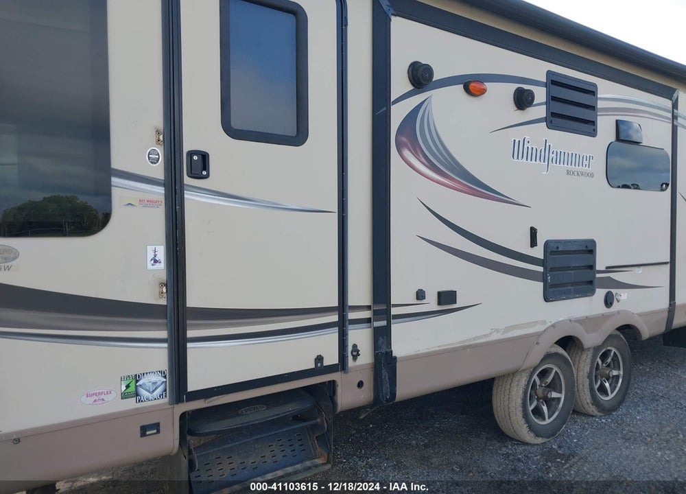 2015 FOREST RIVER ROCKWOOD WINDJAMMER VIN: 4X4TRLF28F1865406