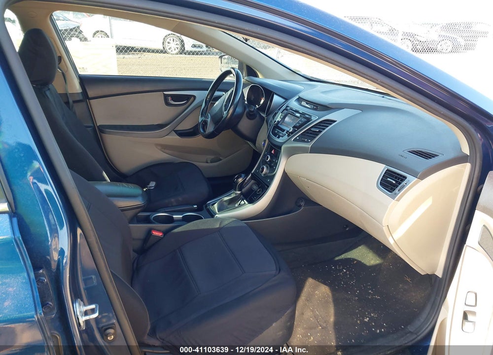 2016 HYUNDAI ELANTRA VIN: KMHDH4AE4GU603253