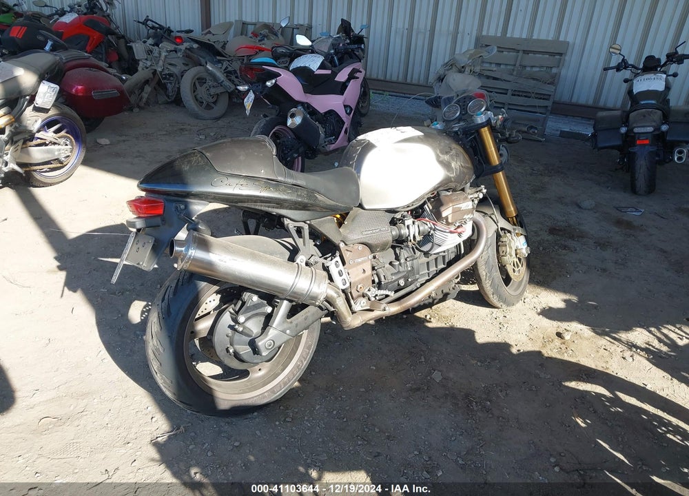 2004 MOTO GUZZI V11 VIN: ZGUKTC0214M111235