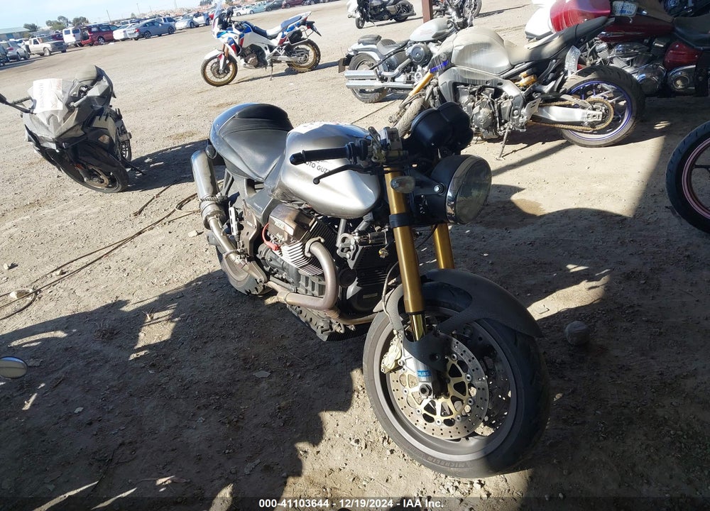 2004 MOTO GUZZI V11 VIN: ZGUKTC0214M111235