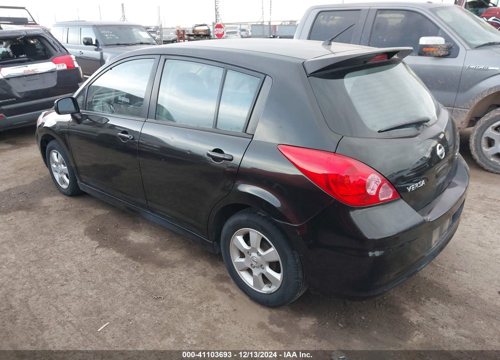 2011 NISSAN VERSA 1.8SL VIN: 3N1BC1CP1BL390890