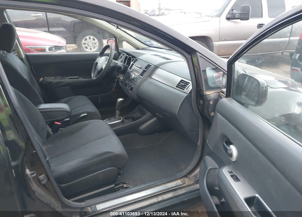 2011 NISSAN VERSA 1.8SL VIN: 3N1BC1CP1BL390890