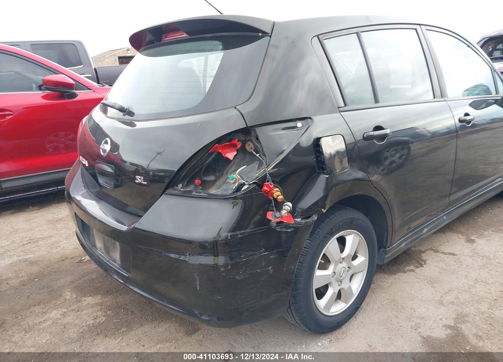 2011 NISSAN VERSA 1.8SL VIN: 3N1BC1CP1BL390890