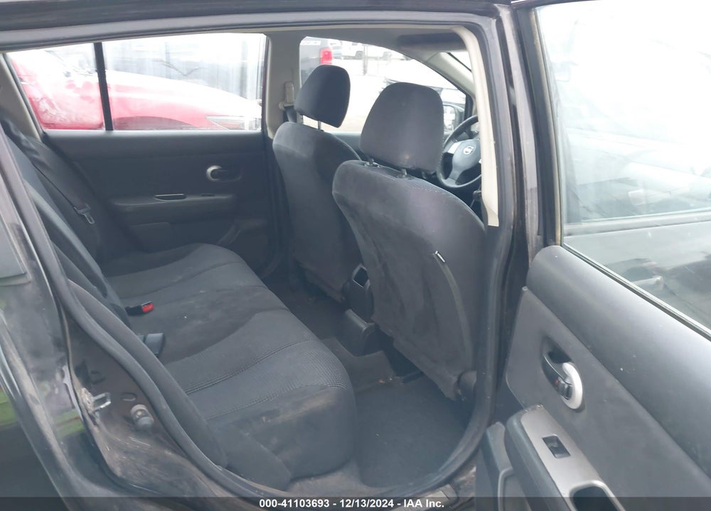 2011 NISSAN VERSA 1.8SL VIN: 3N1BC1CP1BL390890