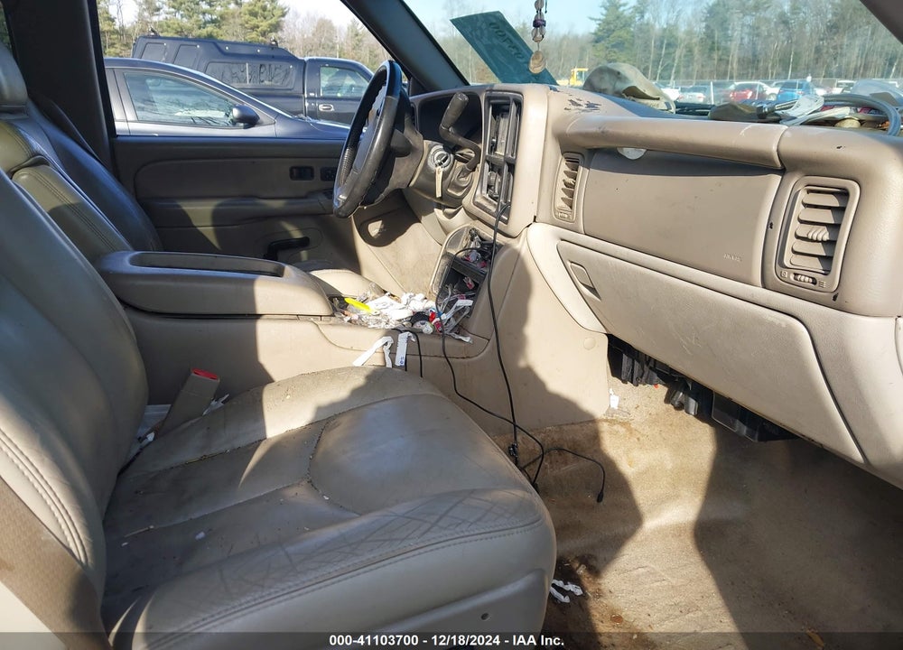 2004 CHEVROLET SUBURBAN 1500 Z71 VIN: 3GNFK16Z64G272478