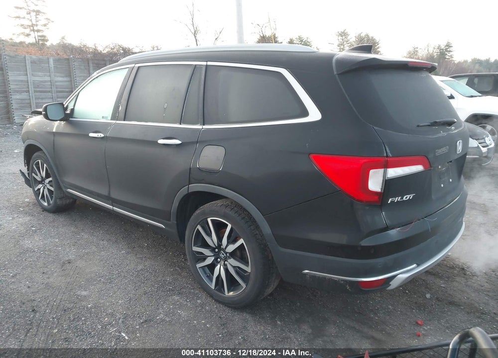2020 HONDA PILOT AWD TOURING 8 PASSENGER VIN: 5FNYF6H98LB057107
