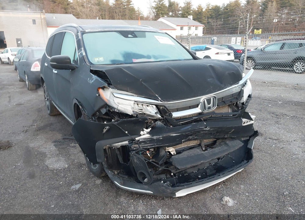 2020 HONDA PILOT AWD TOURING 8 PASSENGER VIN: 5FNYF6H98LB057107