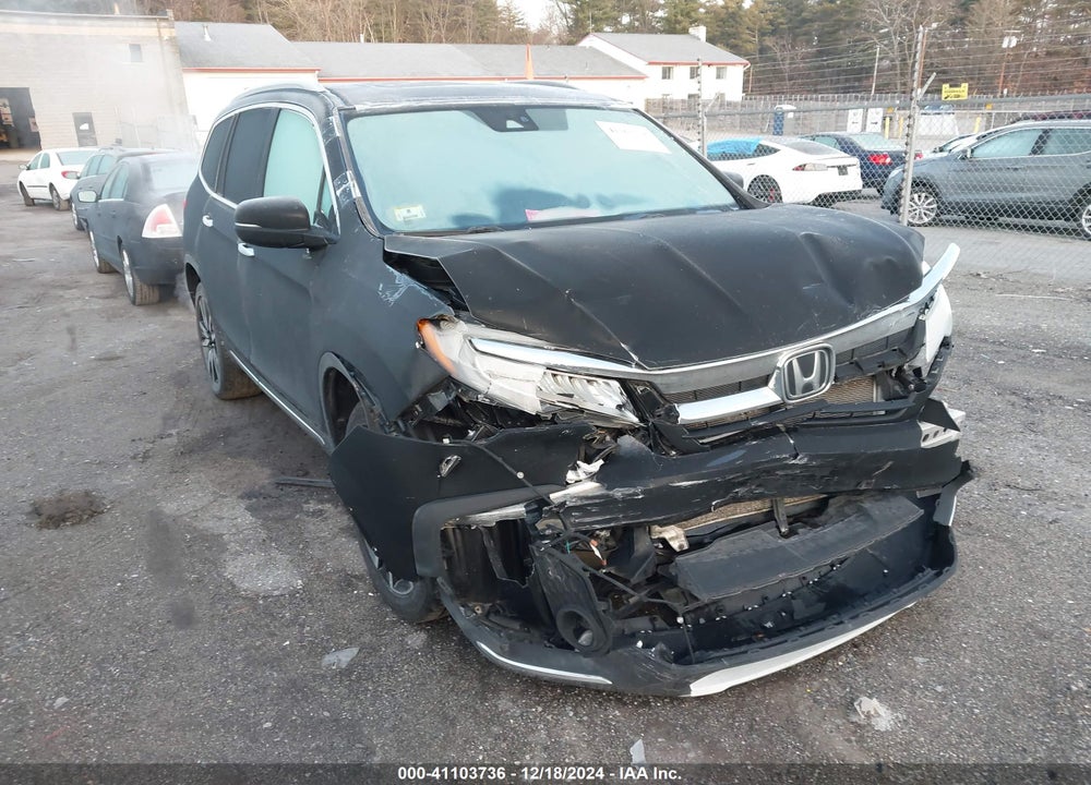 2020 HONDA PILOT AWD TOURING 8 PASSENGER VIN: 5FNYF6H98LB057107