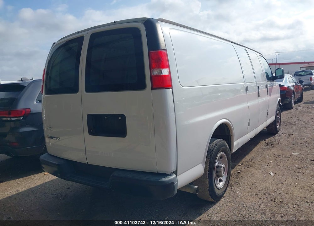 2020 CHEVROLET EXPRESS CARGO RWD 2500 EXTENDED WHEELBASE WT VIN: 1GCWGBFP8L1123095