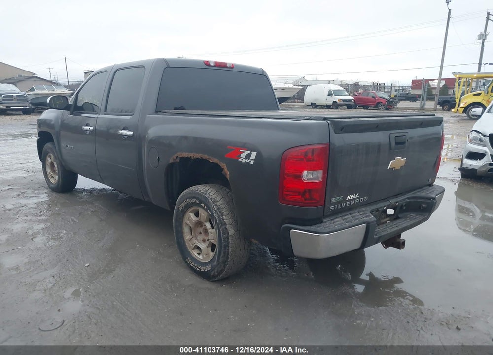 2011 CHEVROLET SILVERADO 1500 LT VIN: 3GCPKSE34BG124312