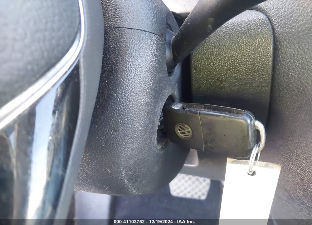 2018 VOLKSWAGEN JETTA 1.4T S VIN: 3VW2B7AJ4JM231983