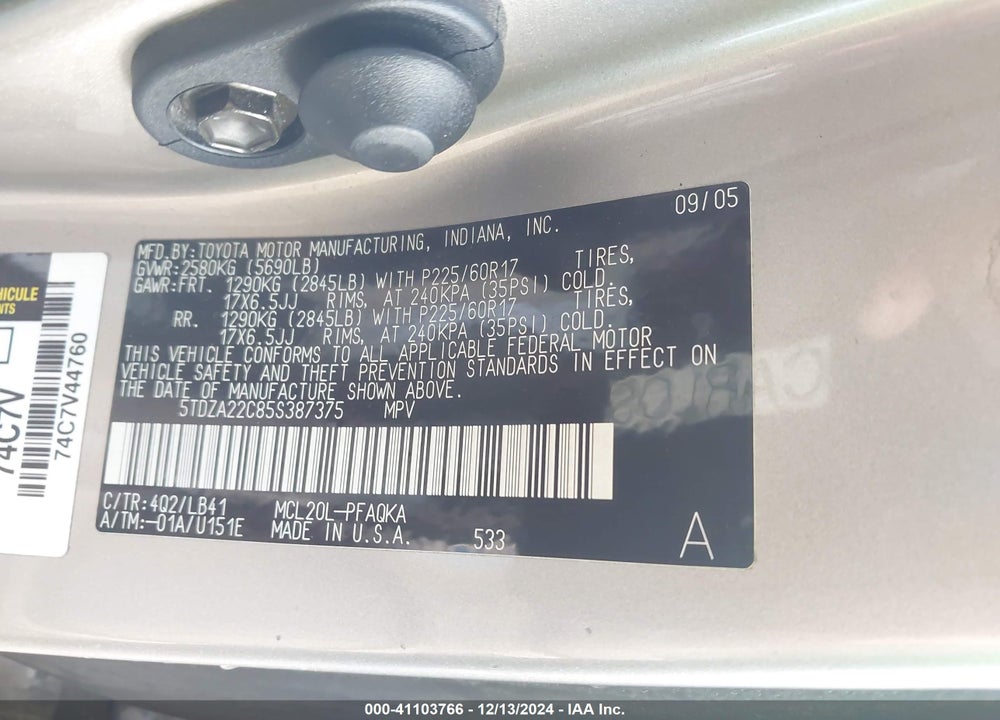 2005 TOYOTA SIENNA XLE LIMITED VIN: 5TDZA22C85S387375
