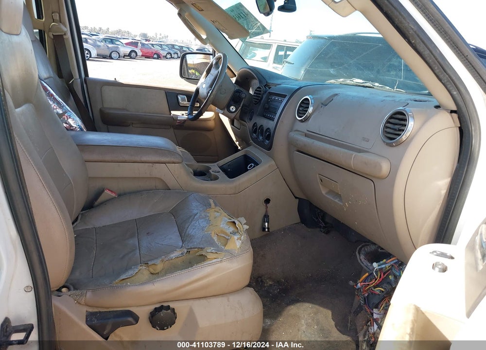 2004 FORD EXPEDITION NBX/XLT VIN: 1FMPU16L64LB65710