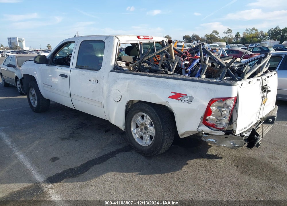 2013 CHEVROLET SILVERADO 1500 LT VIN: 3GCPKSE71DG275565