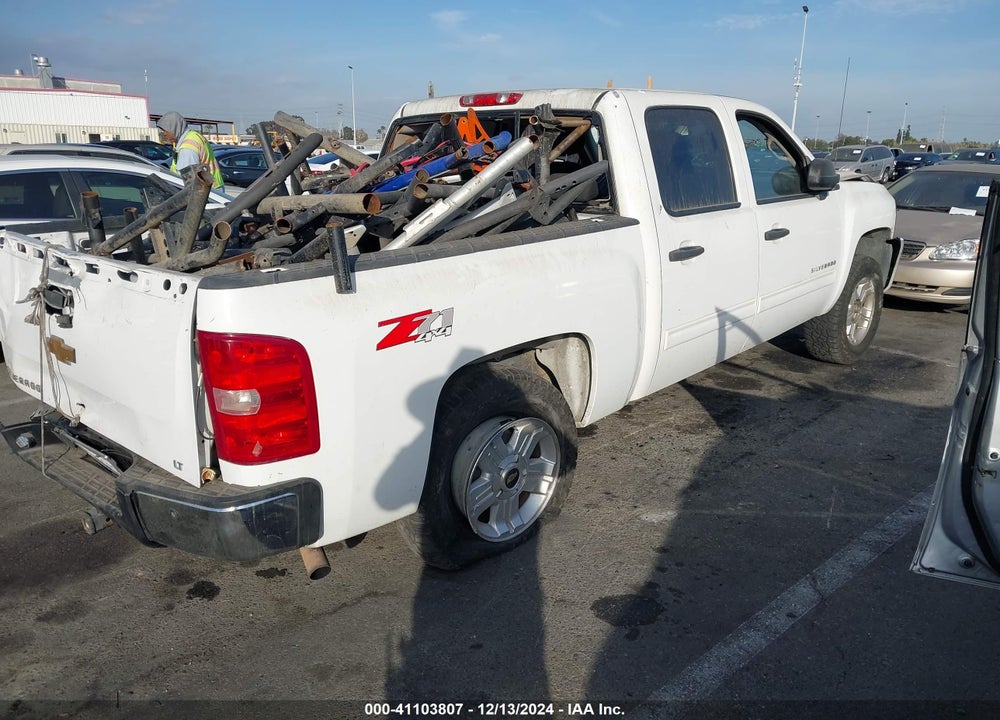 2013 CHEVROLET SILVERADO 1500 LT VIN: 3GCPKSE71DG275565
