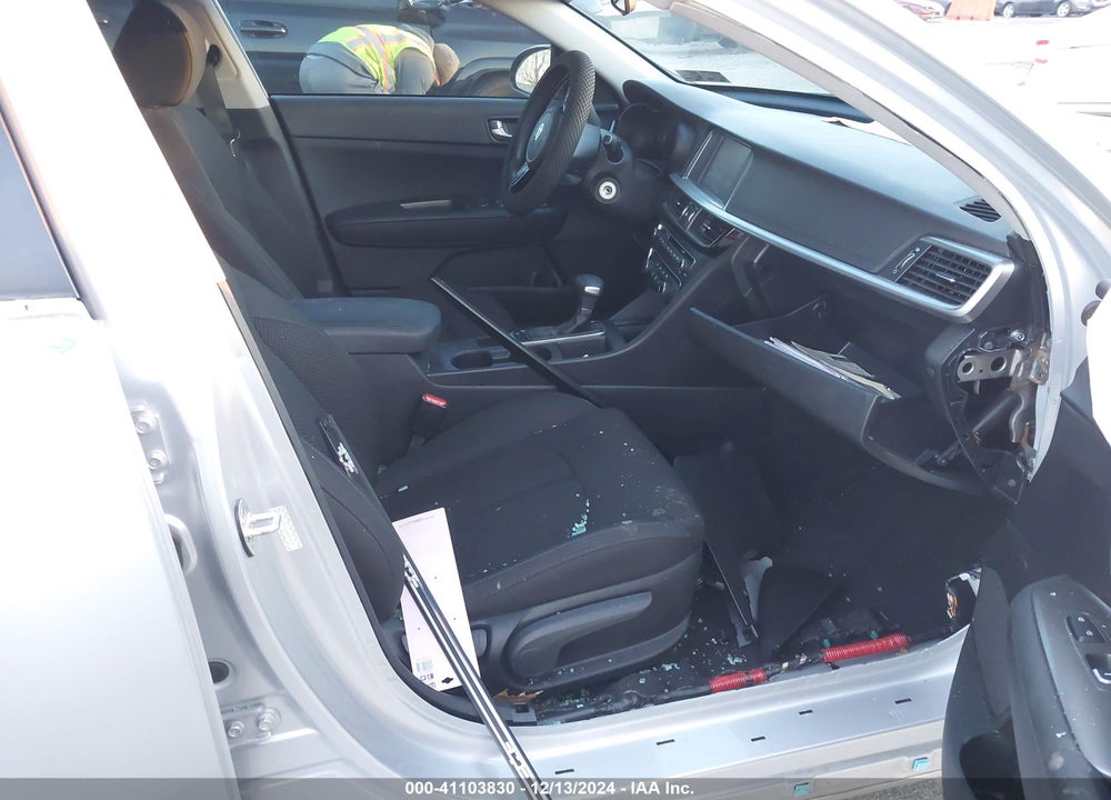 2019 KIA OPTIMA LX VIN: 5XXGT4L32KG351741