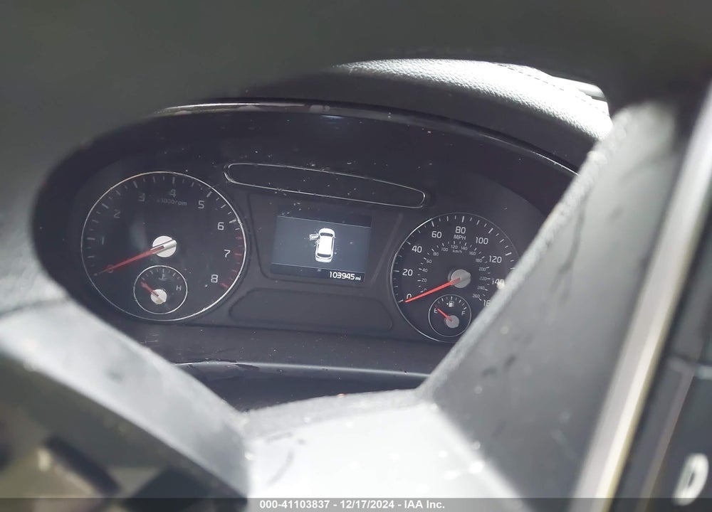 2019 KIA SORENTO 2.4L LX VIN: 5XYPG4A34KG458244