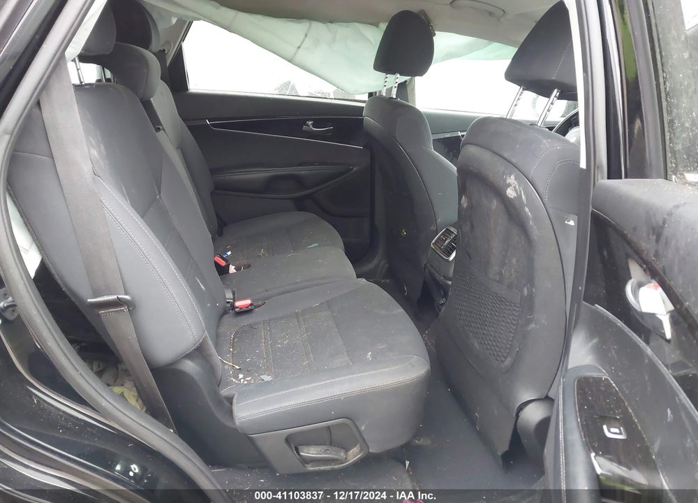 2019 KIA SORENTO 2.4L LX VIN: 5XYPG4A34KG458244