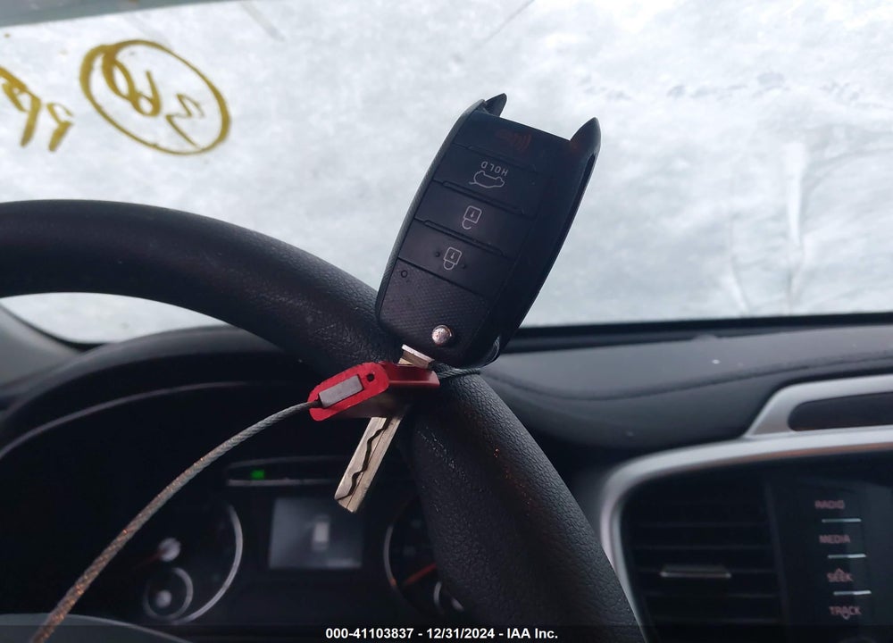 2019 KIA SORENTO 2.4L LX VIN: 5XYPG4A34KG458244