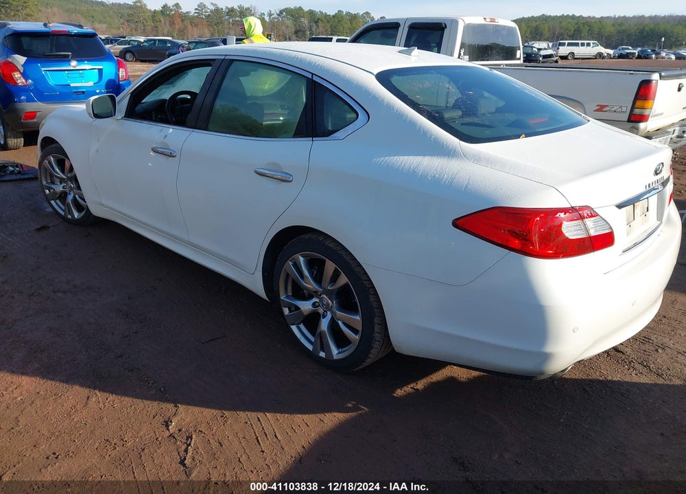 2013 INFINITI M37 VIN: JN1BY1AP5DM513796