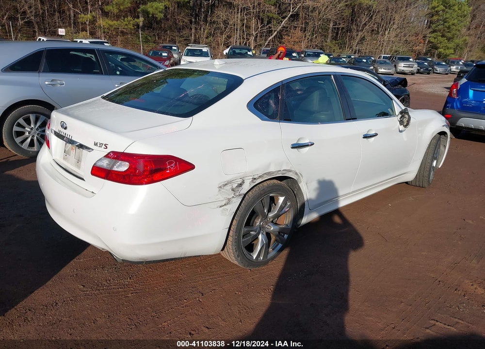 2013 INFINITI M37 VIN: JN1BY1AP5DM513796