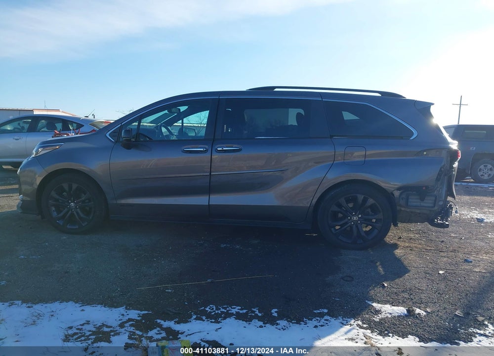 2021 TOYOTA SIENNA XSE VIN: 5TDDRKEC3MS032840