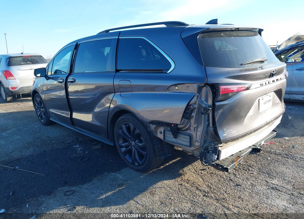 2021 TOYOTA SIENNA XSE VIN: 5TDDRKEC3MS032840