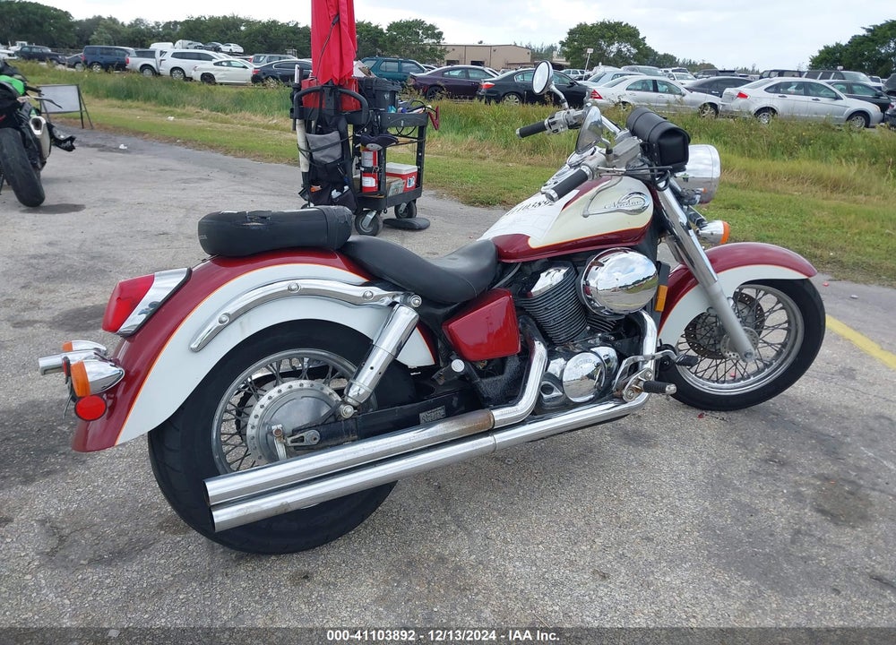 2001 HONDA VT750 CD2 VIN: JH2RC44641K502558