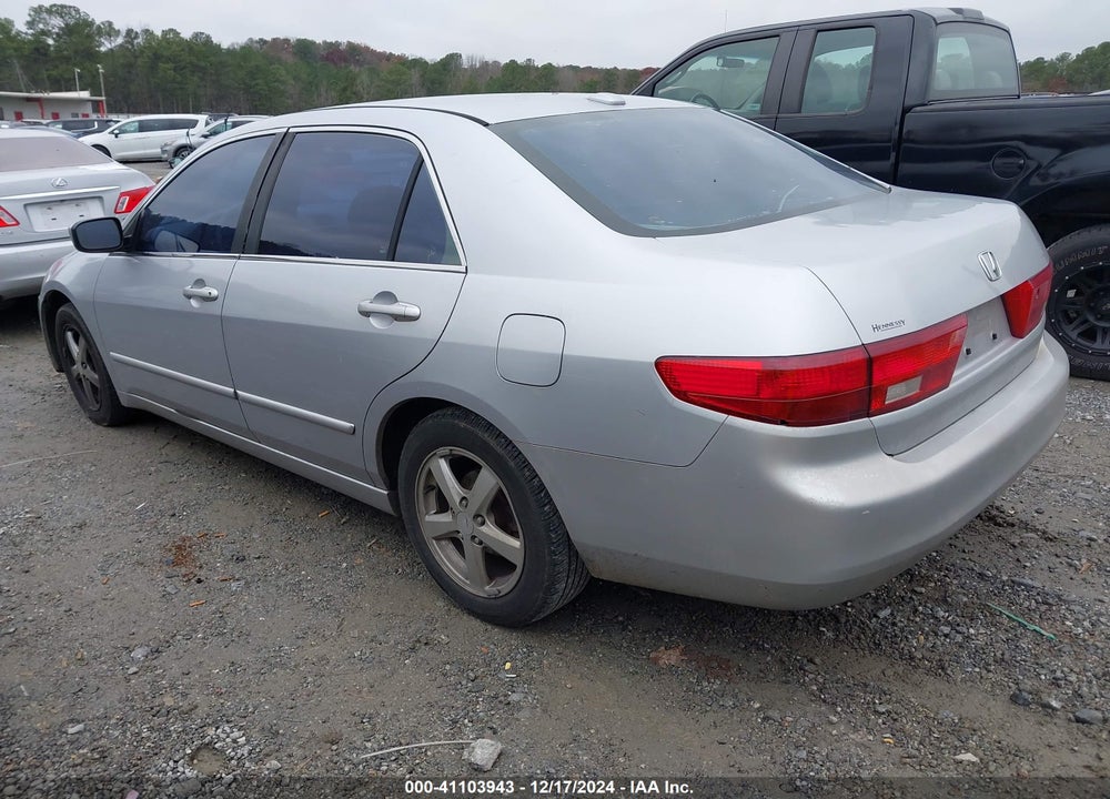 2005 HONDA ACCORD 2.4 EX VIN: 1HGCM56845A050902