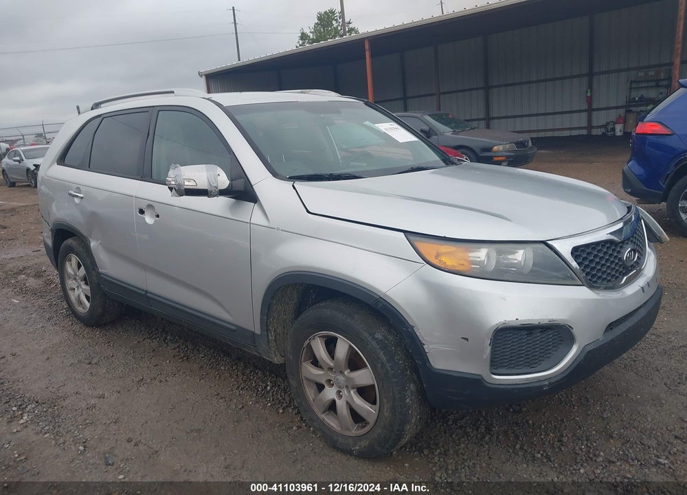 2012 KIA SORENTO LX V6 VIN: 5XYKT4A29CG249905