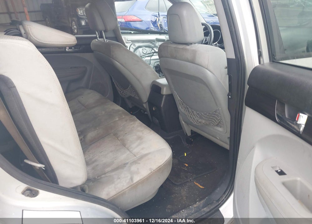 2012 KIA SORENTO LX V6 VIN: 5XYKT4A29CG249905