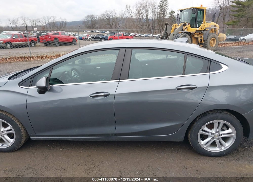 2018 CHEVROLET CRUZE LT AUTO VIN: 1G1BE5SM9J7164694