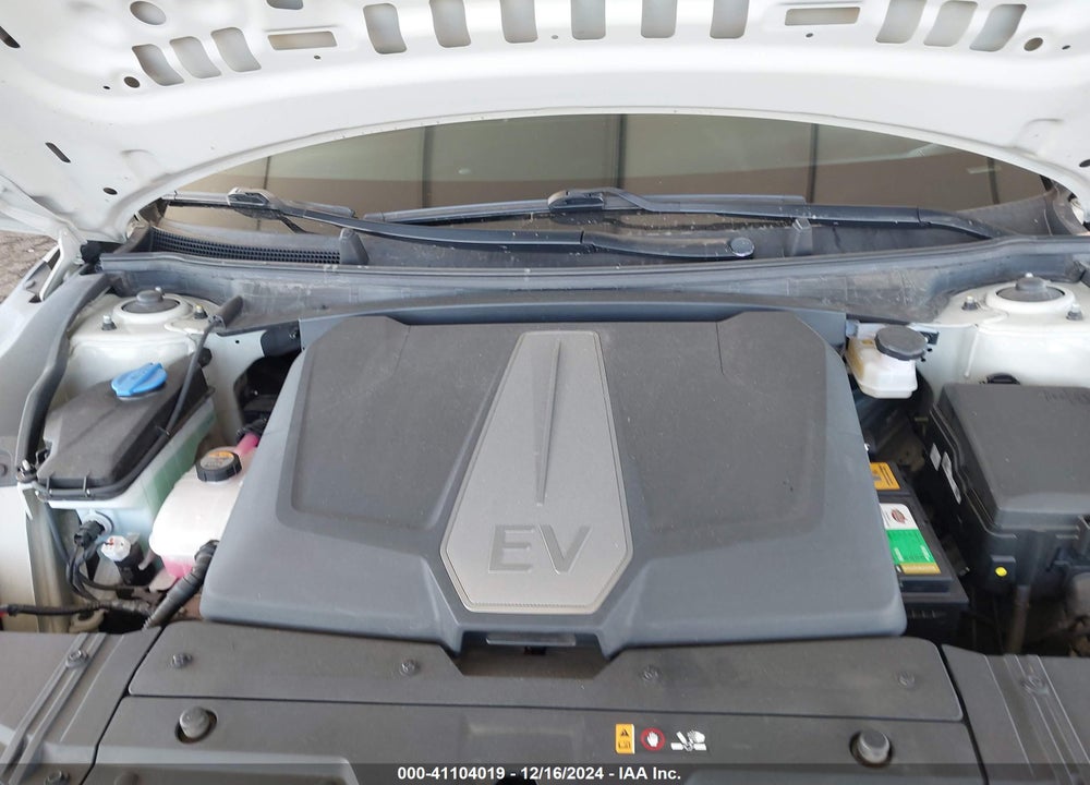 2022 KIA EV6 WIND VIN: KNDC34LA5N5058082