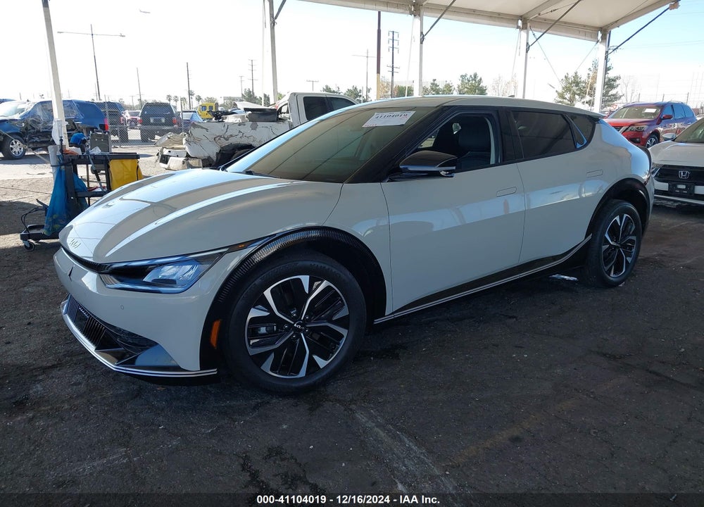 2022 KIA EV6 WIND VIN: KNDC34LA5N5058082