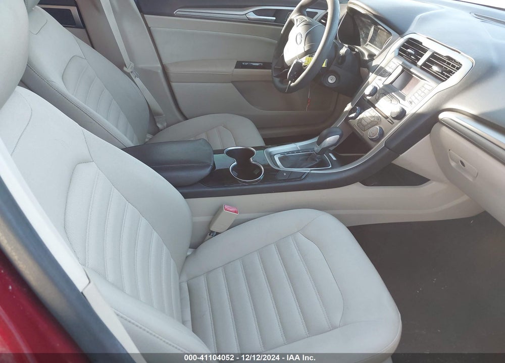 2015 FORD FUSION SE VIN: 3FA6P0HD3FR235035