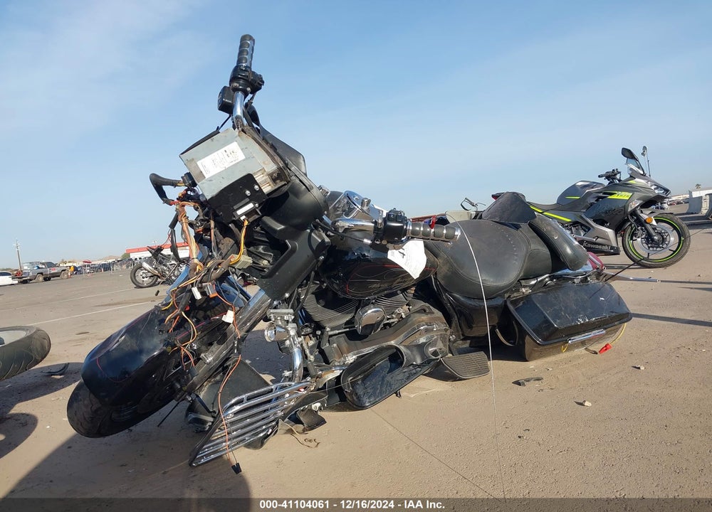 2002 HARLEY-DAVIDSON FLTRI VIN: 1HD1FSW172Y638795