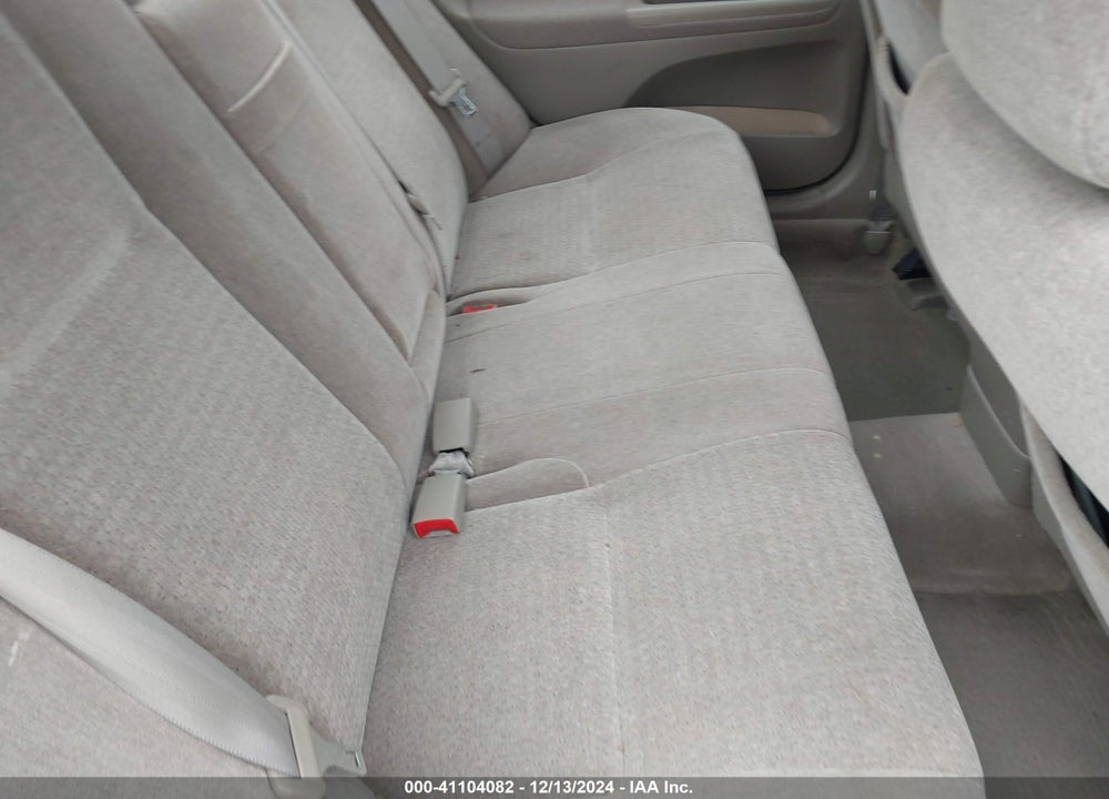 2004 TOYOTA CAMRY LE VIN: JTDBE32K940270456