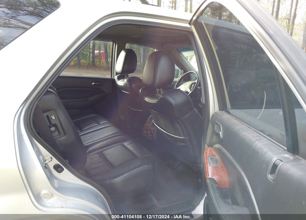 2005 ACURA MDX VIN: 2HNYD18245H542699
