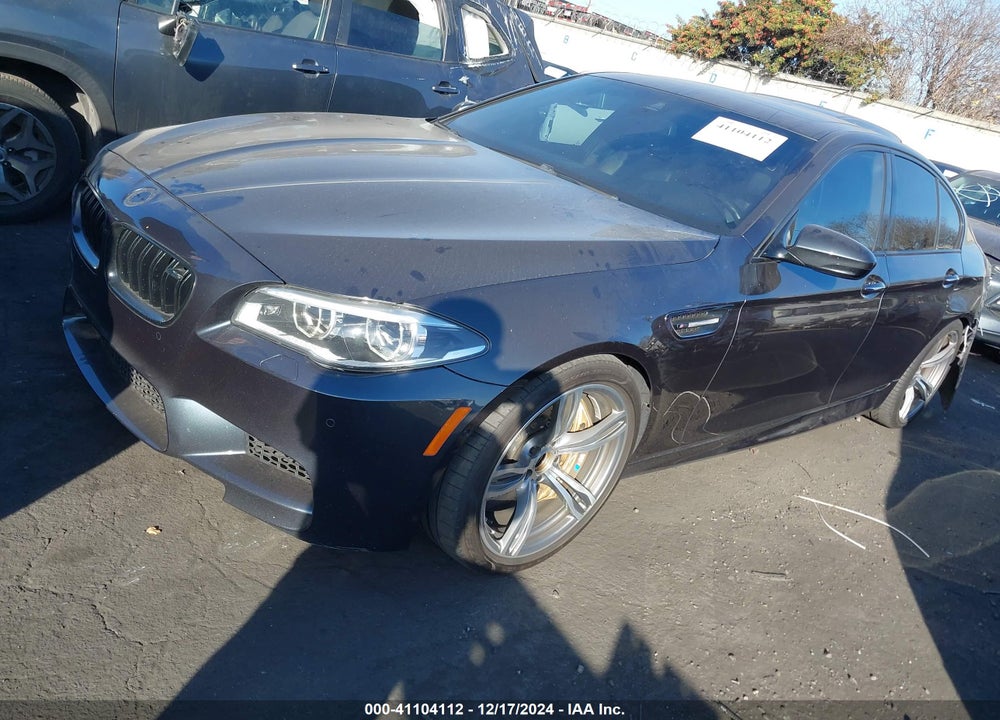 2014 BMW M5 VIN: WBSFV9C55ED592981