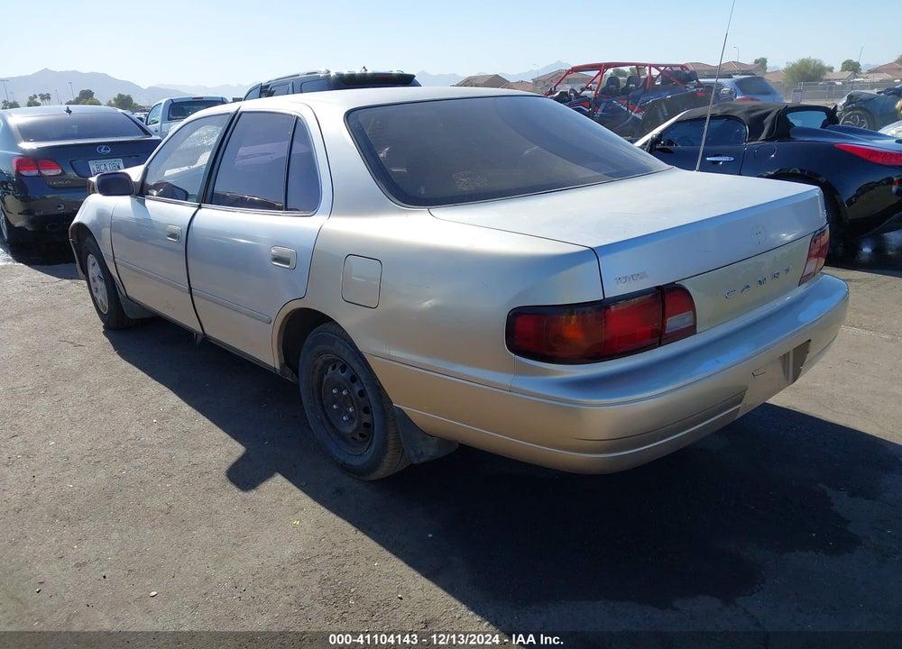 1995 TOYOTA CAMRY LE VIN: JT2SK12E3S0330874