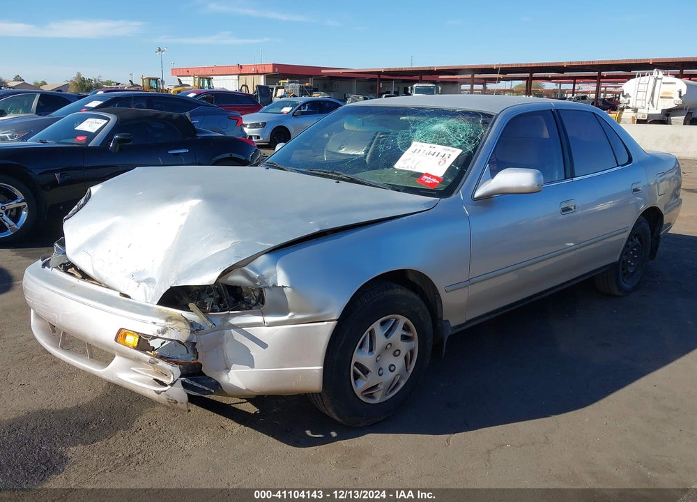 1995 TOYOTA CAMRY LE VIN: JT2SK12E3S0330874