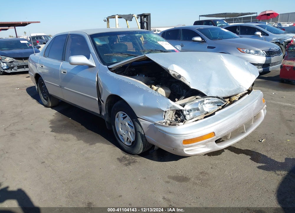 1995 TOYOTA CAMRY LE VIN: JT2SK12E3S0330874