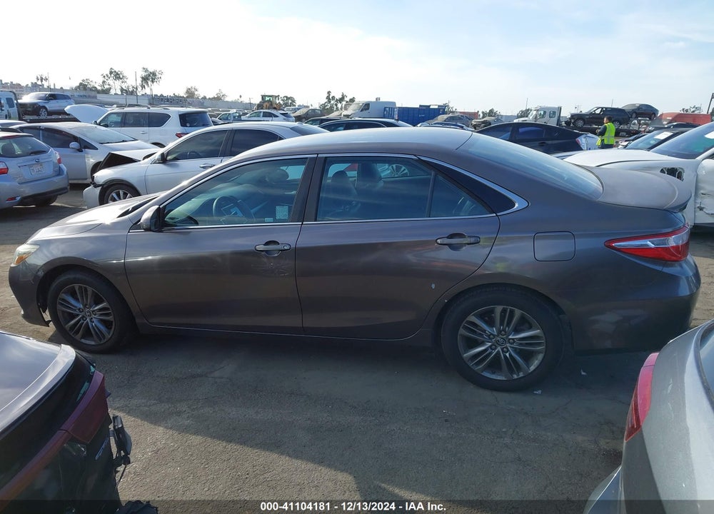 2015 TOYOTA CAMRY SE VIN: 4T1BF1FK8FU037543