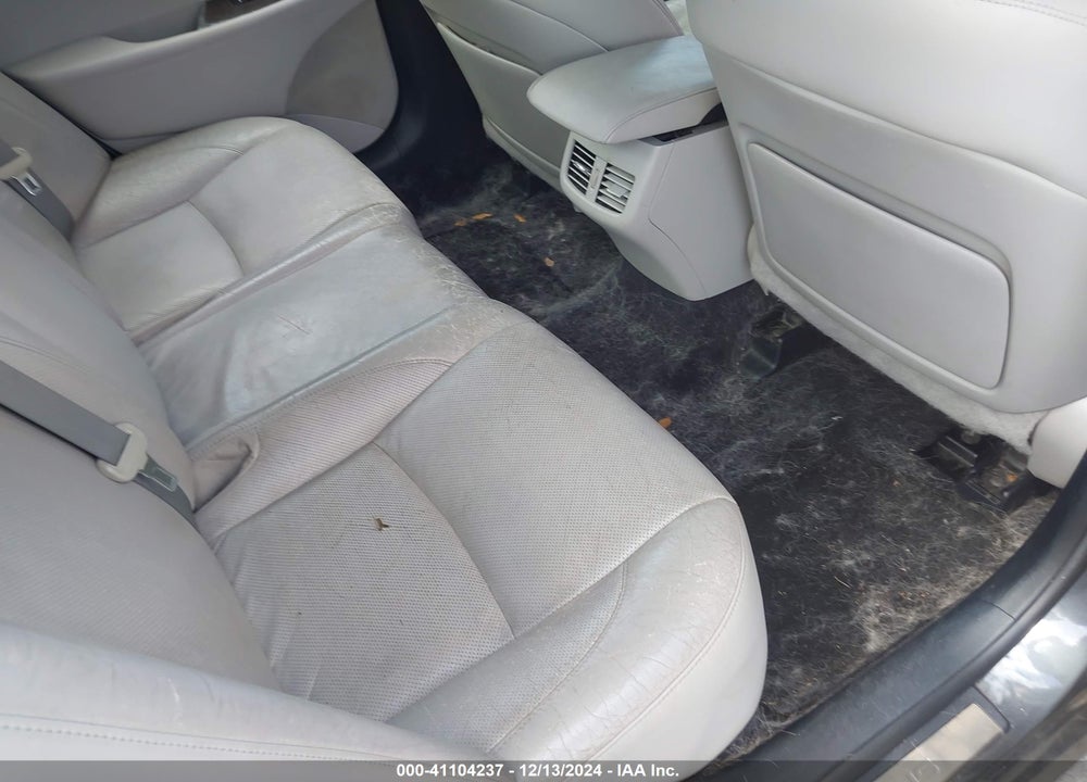 2011 LEXUS ES 350 VIN: JTHBK1EGXB2422992
