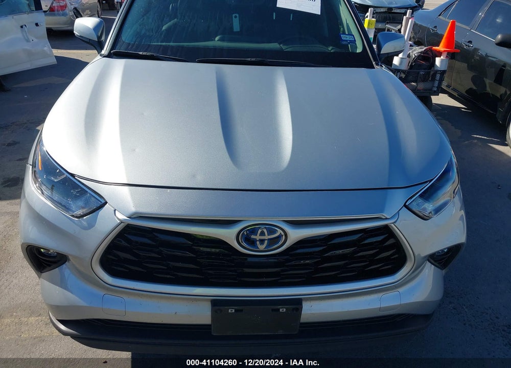 2023 TOYOTA HIGHLANDER HYBRID XLE VIN: 5TDKBRCH3PS136588