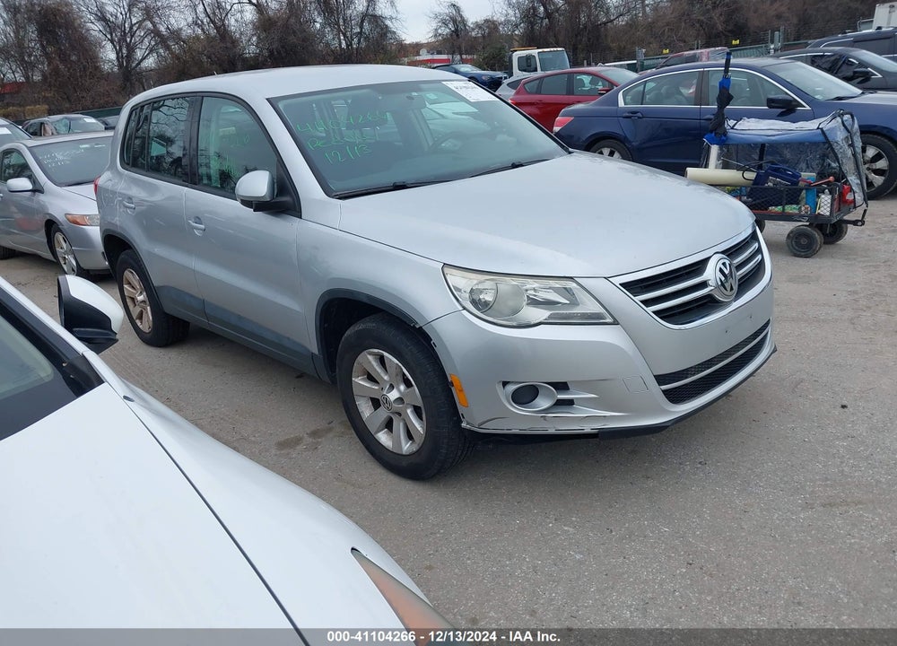 2009 VOLKSWAGEN TIGUAN S/SE/SEL VIN: WVGAV75N39W002057
